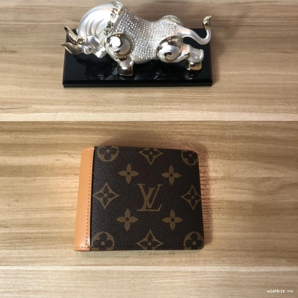 WIS MULTIPLE LOUIS VUITTON WALLET 0811